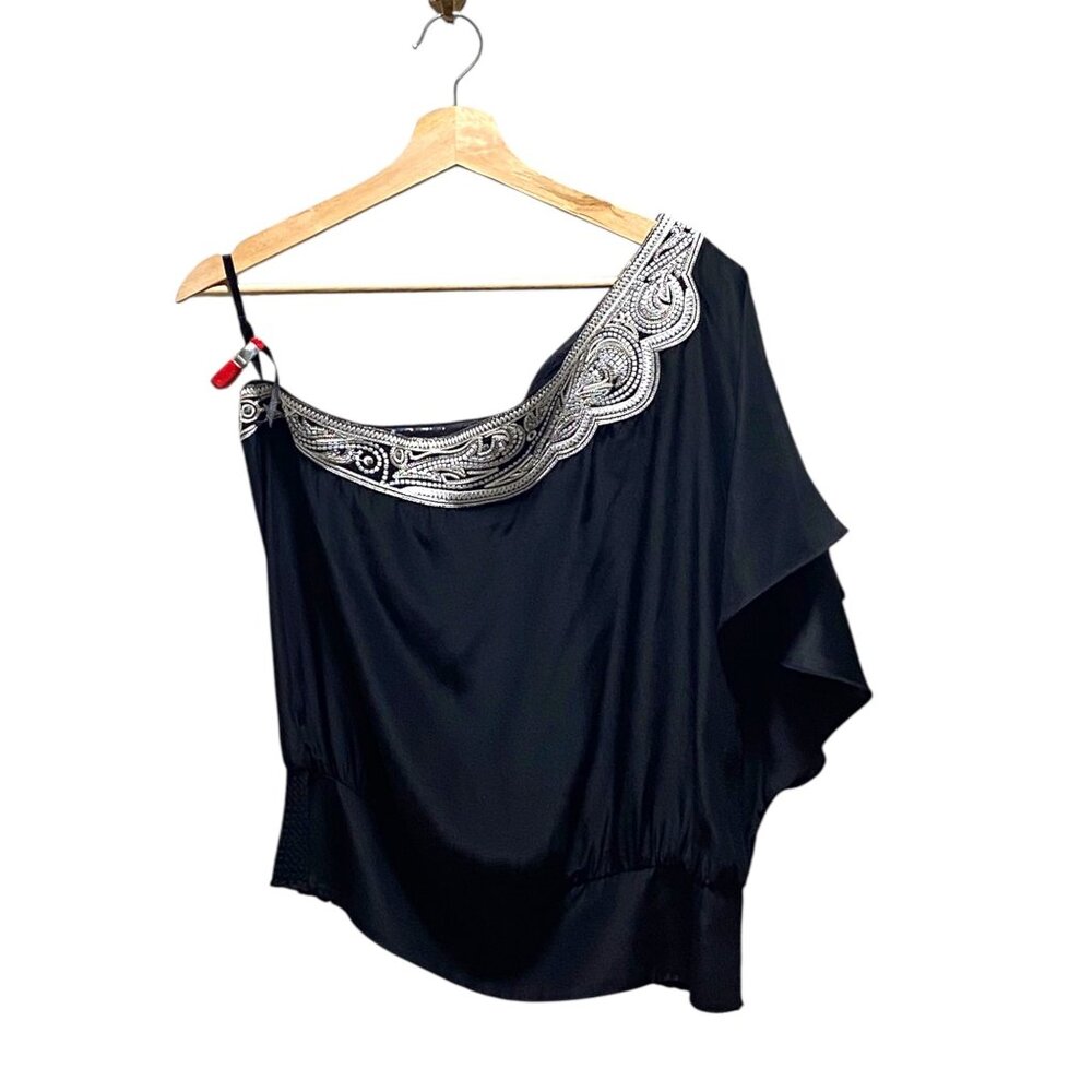 White House Black Market Black and Silver One-Shoulder Blouse - Picture 3 of 14